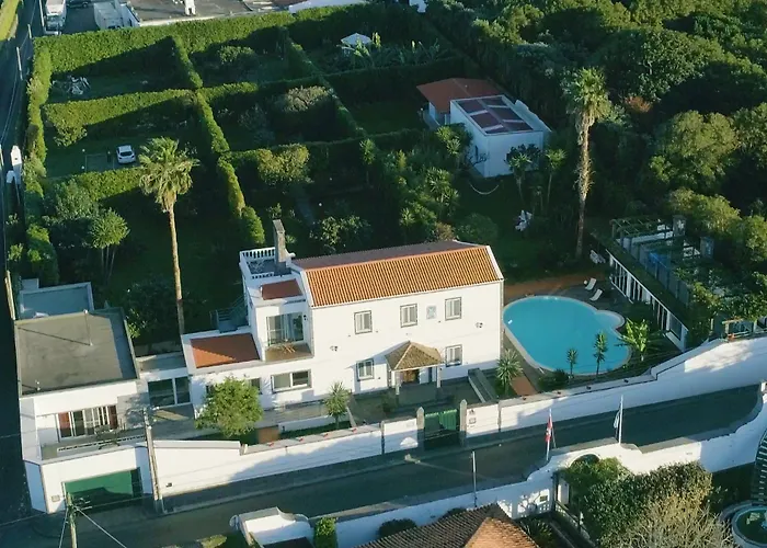 Quinta Minuvida Πανσιόν 4*