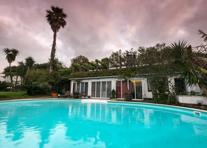 Πανσιόν Quinta Minuvida 4*